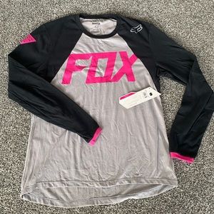 New with tags Fox shirt